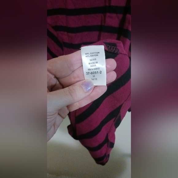 WOMAN within black /magenta. Long sleeve shirt medium (14/16) A-14 - Picture 7 of 7